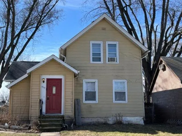 529 W 17th St, Davenport, IA 52803