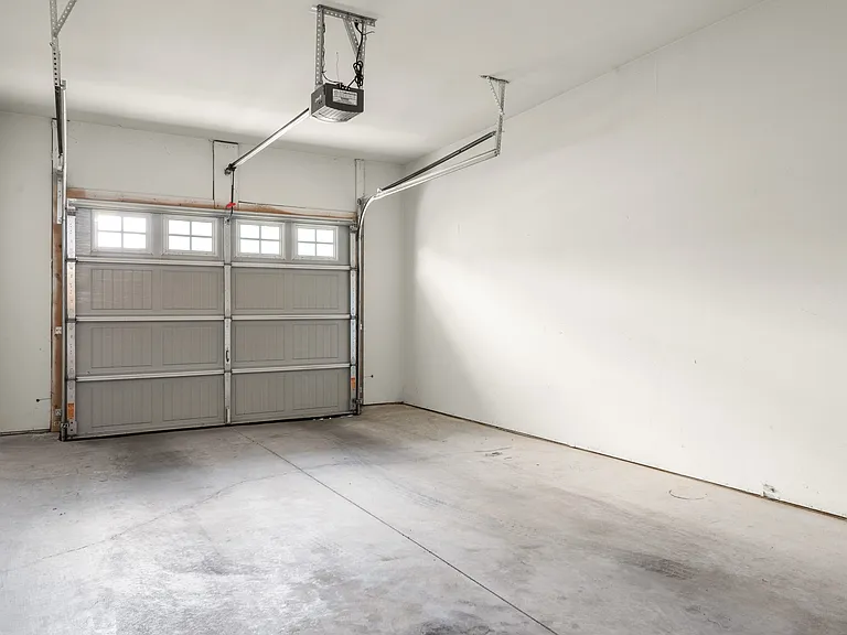 Ironwood Apartments and Townhomes — Photo 49