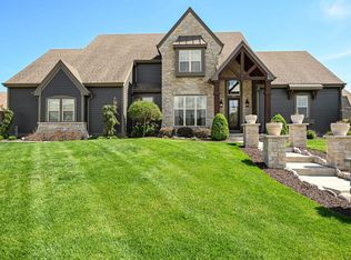 1431 Mohican Trl, Waukesha, WI 53189