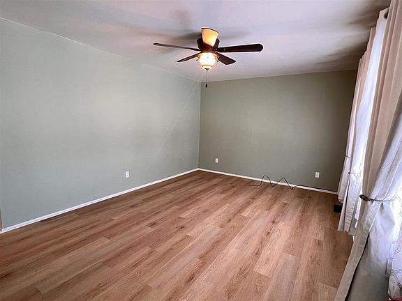 2nd image of 1205 Denver Avenue