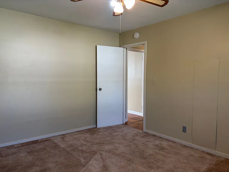 1022 McGregor St — Photo 7