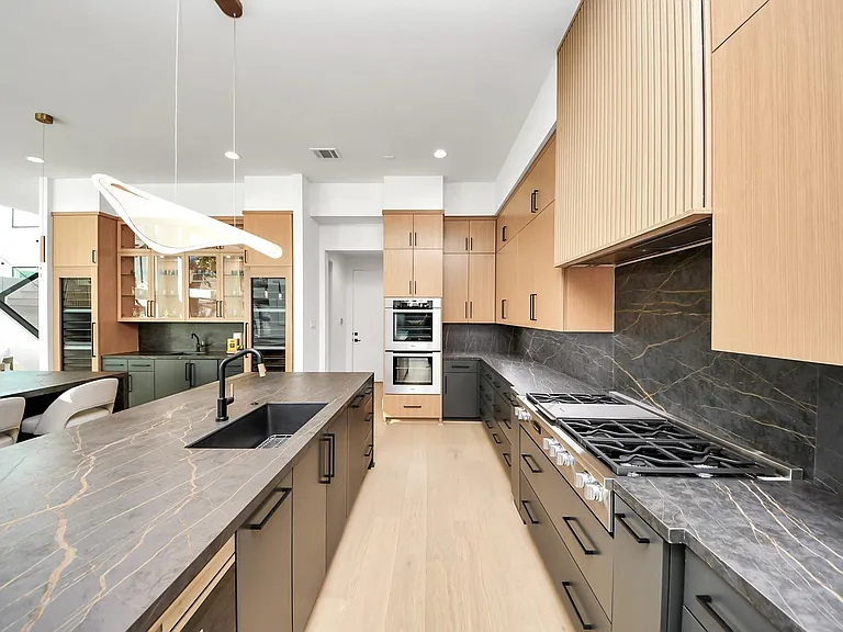 2232 Swift Blvd — Photo 14