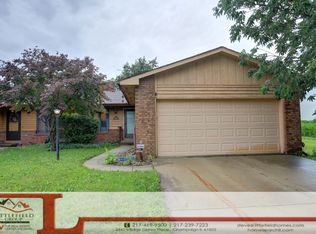 3107 Chatham Dr, Urbana, IL 61802