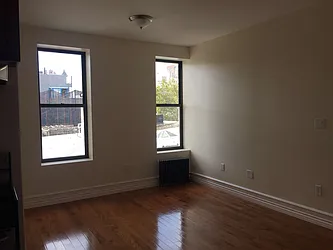 Rented by Geraldine Capasso, LREB