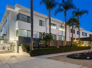 2034 N Beachwood Dr #1, Los Angeles, CA 90068