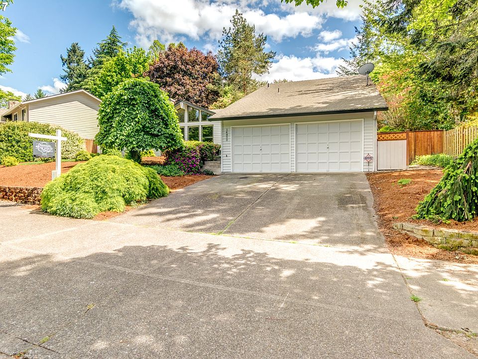 1st image of 14850 SW Carolwood Dr
