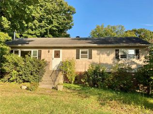 21 Summit Rd, Mahopac, NY 10541