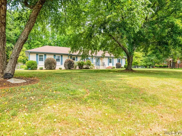 115 Lakeview Dr, Roanoke Rapids, NC 27870