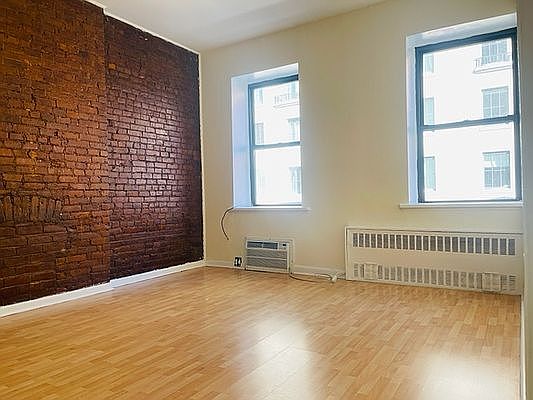 1st image of 304 E 81st St #3
