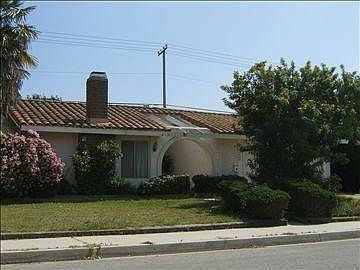 1st image of 1120 Gracia St