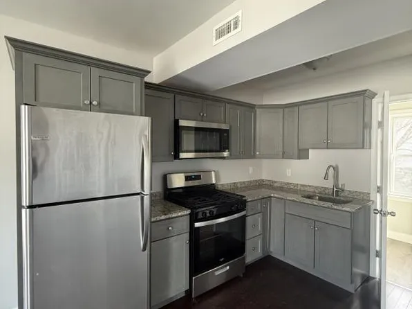 108 Grant St, Fall River, MA 02721