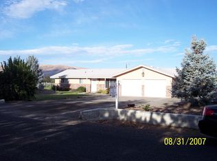 101 N Johnson Rd, Selah, WA 98942