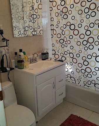 5th image of 2312 38th St APT 2