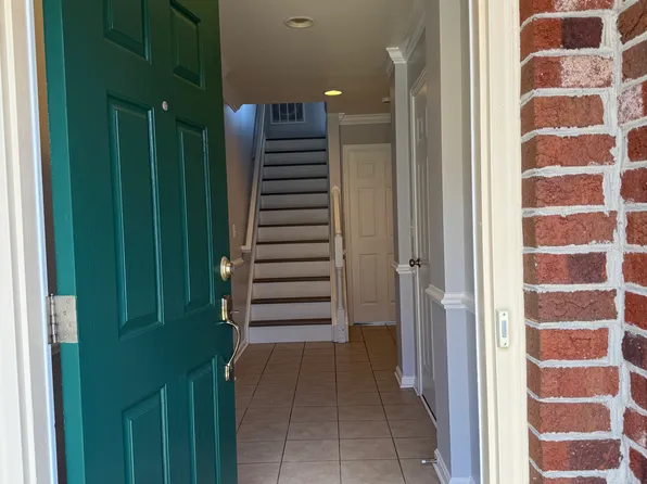 (undisclosed Address), Woodbridge, VA 22191
