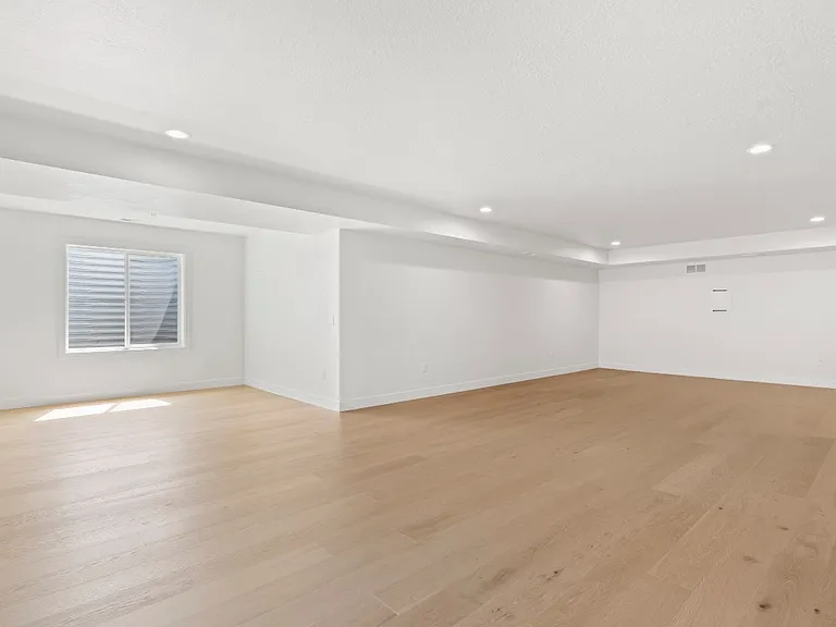 2122 N Beargrass Way — Photo 15