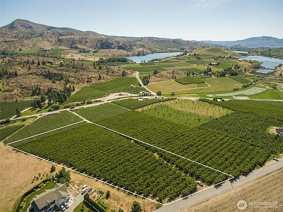 5th image of 950 Loop Avenue