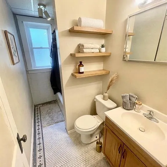 2406 Edison Ave — Photo 23