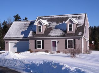 2 Harvest Cir, Saco, ME 04072