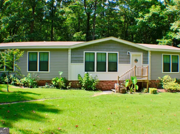 178 Woodbine Cir, Franklin, GA 30217