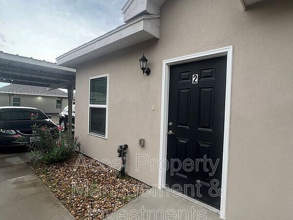 2nd image of 413 Downing Ave APT 2