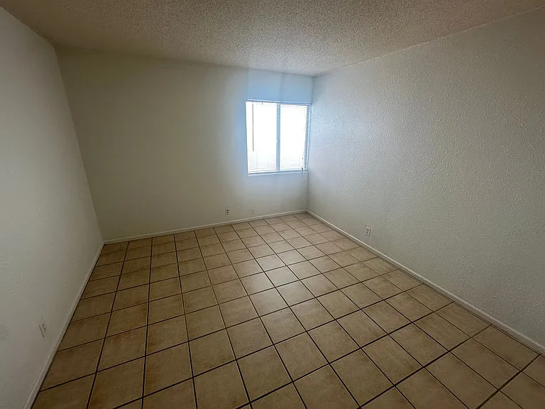 6316 Casada Way — Photo 12