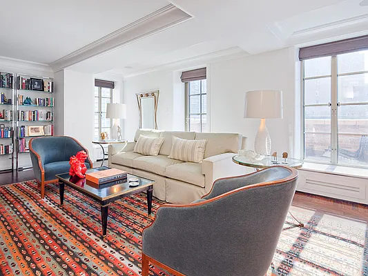 Sold by Sotheby's International Realty | media 1