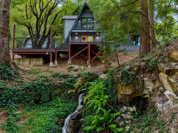 10584 N Bloomfield Rd, Nevada City, CA 95959