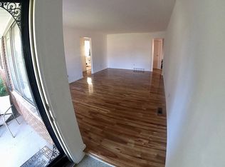 1830 W Thirteen Mile Rd, Madison Heights, MI 48071