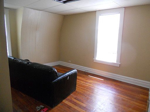 4th image of 907 Turner Ave NW #2