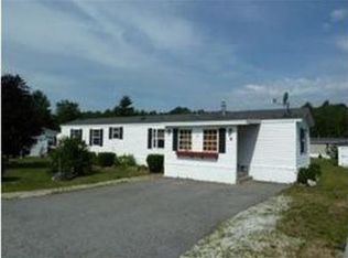 9 Birch St, Epsom, NH 03234