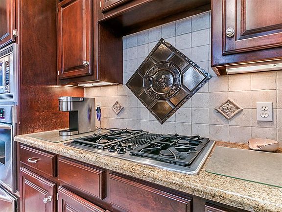 5th image of 3100 Pine Hill Rd