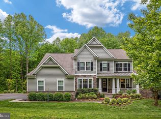 40899 Waxwing Dr, Leesburg, VA 20175