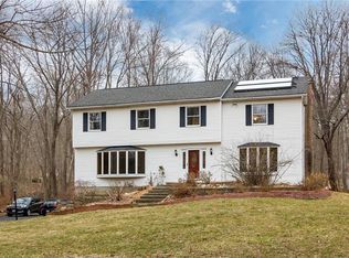 2 Hachaliah Brown Dr, Somers, NY 10589