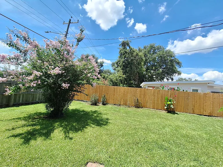 4006 Bayfront Pkwy — Photo 31