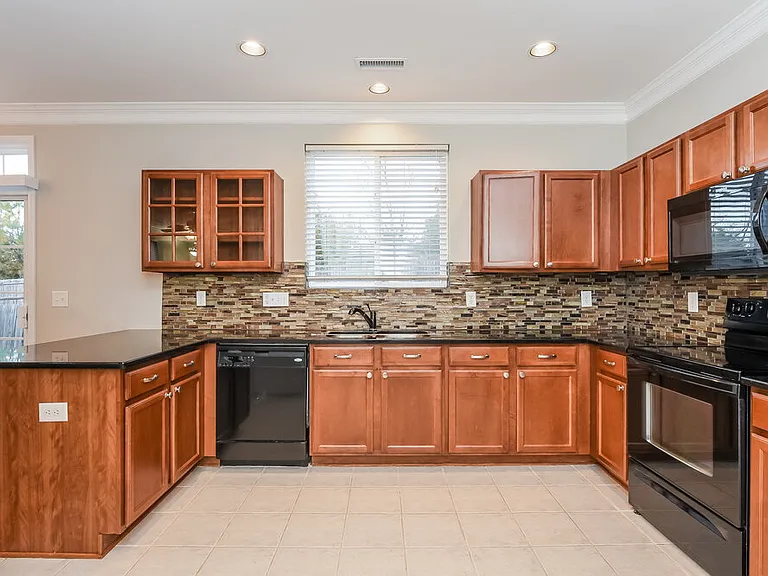 125 Depot Ridge Rd — Photo 10