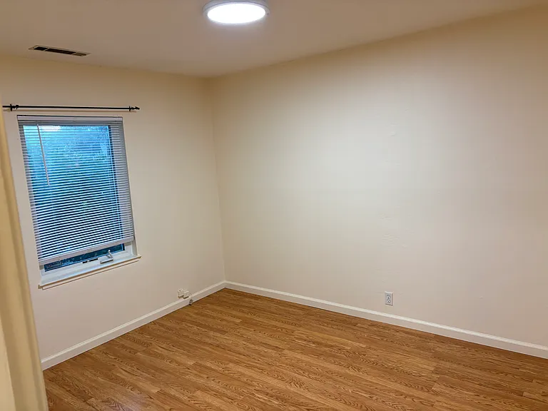 2019 Fir St — Photo 11