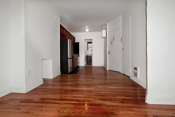 Rented by J Misrahi Realty Corp | media 5