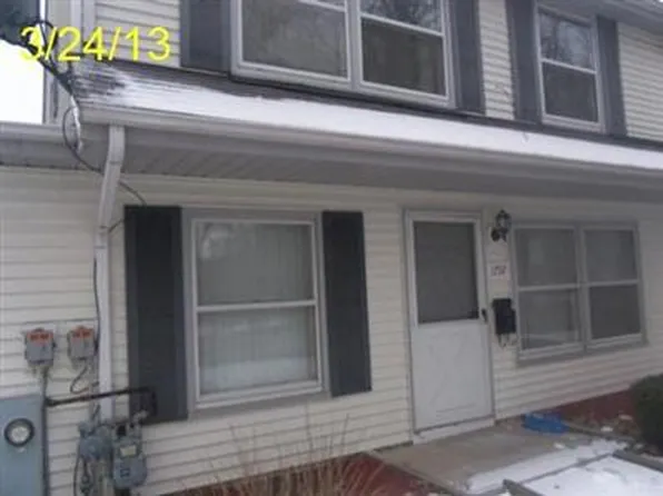 1797 Queensbury Cir #5764, Hoffman Estates, IL 60169