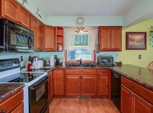 W2031 Honey Creek Rd, East Troy, WI 53120