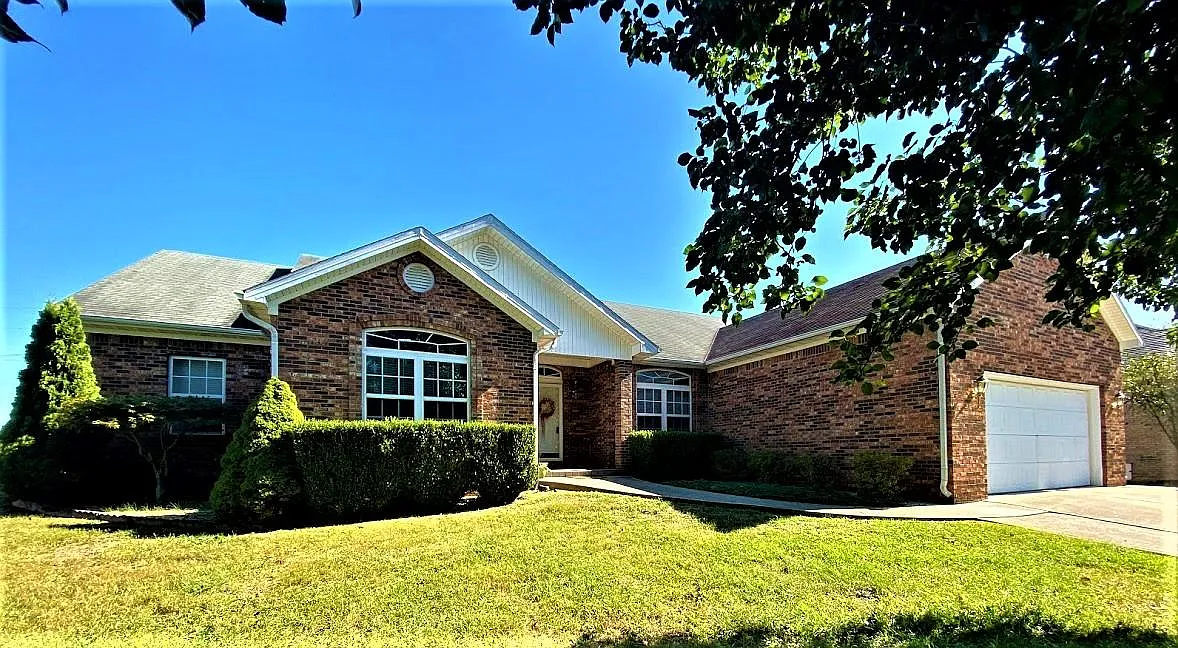 417 Wildlife Dr photo 1