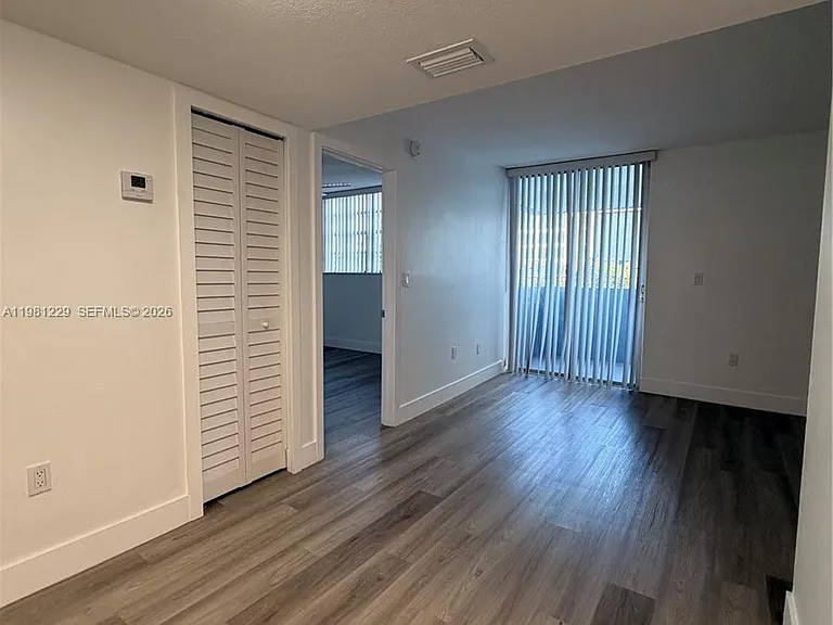 5050 NW 7th St #511 — Photo 6