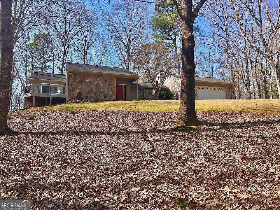 1st image of 255 Watergate Dr