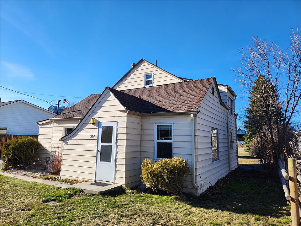 1st image of 224 Marcus St