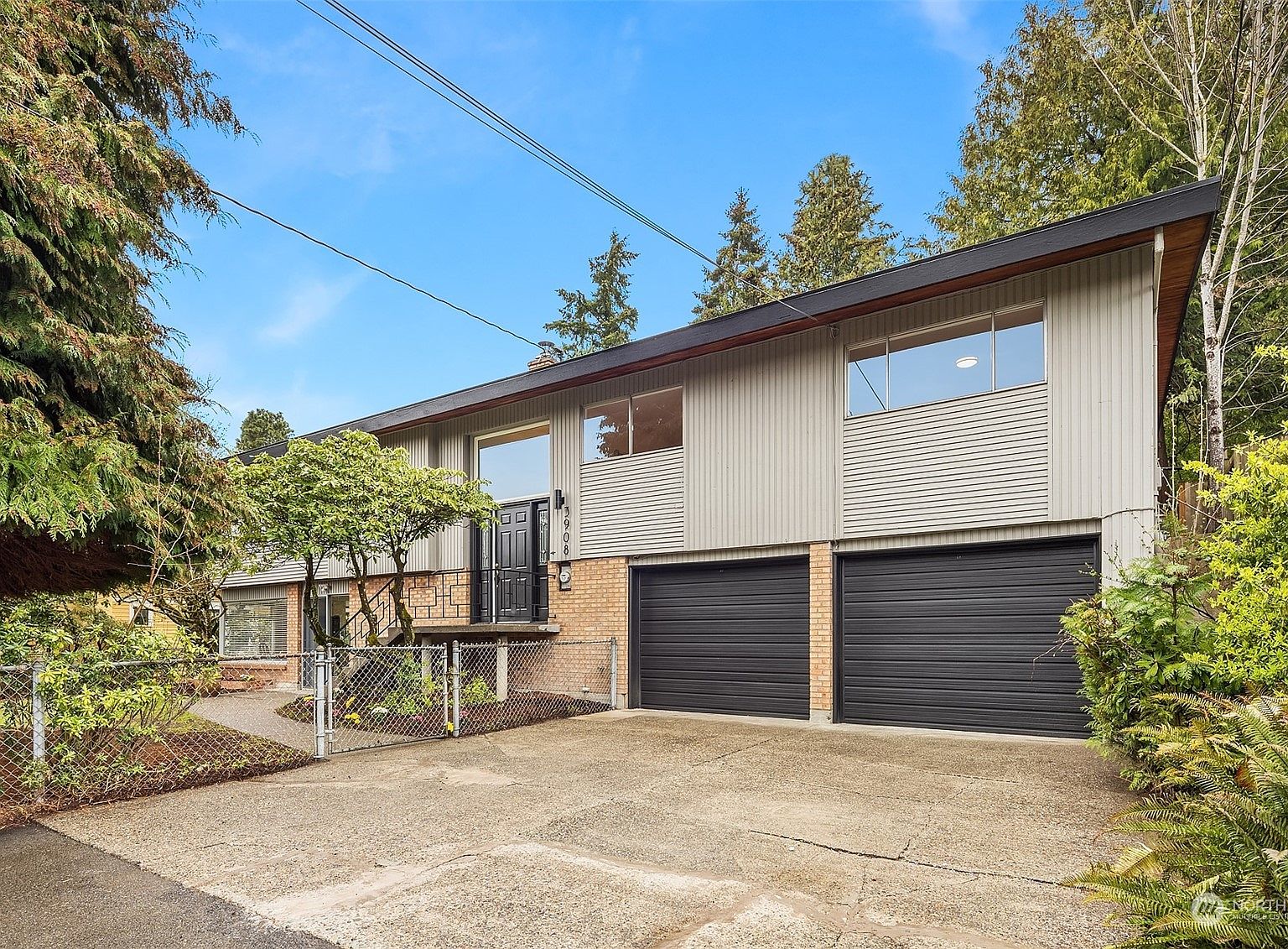 3908 NE 110th Street, Seattle, WA 98125 | Zillow