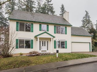 17940 SW Hart Dr, Beaverton, OR 97007