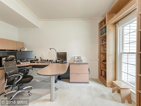 5th image of 4115 Casey Ct