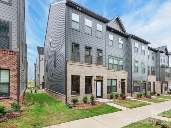 6019 Fonsac Ln #2007A, Charlotte, NC 28217
