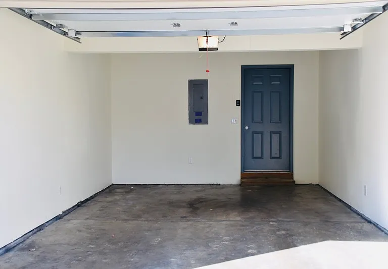 1425 W Frosty Dr #4 — Photo 6
