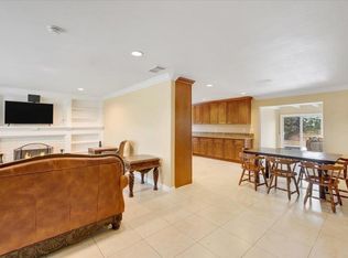 1601 Baker St, Costa Mesa, CA 92626