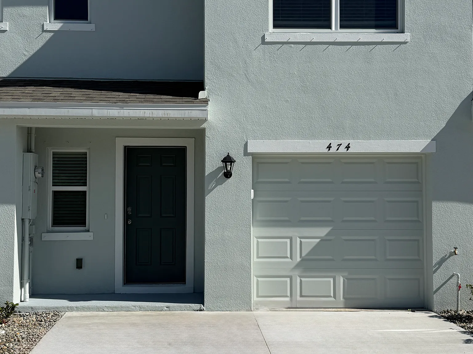3 bed, 2.5 bath, 1463 sqft, $2,199 — Photo 2
